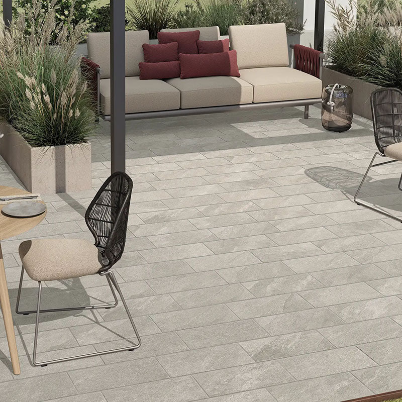 Discovery Ardesia Silver R11 - Gres porcellanato effetto pietra per esterni Antiscivolo 22x45