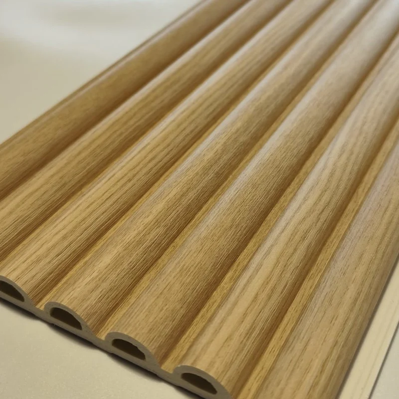 Moove Urban Classic di Deco - Kintai Cedar - Rivestimenti e Boiserie in legno e tecnopolimeri - Image 4