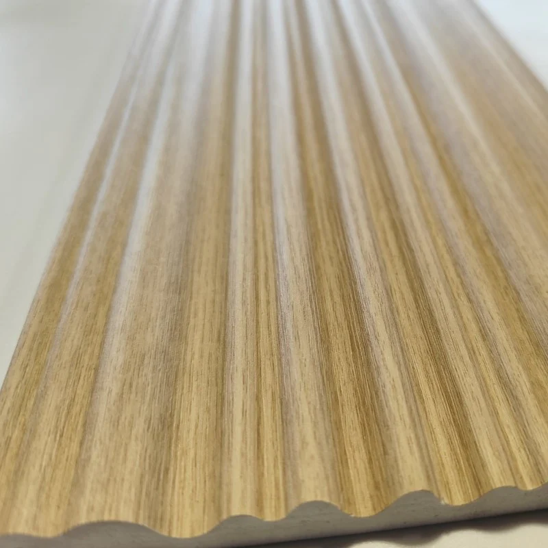 Moove Urban Classic di Deco - Ruyi Cedar - Rivestimenti e Boiserie in legno e tecnopolimeri - Image 4